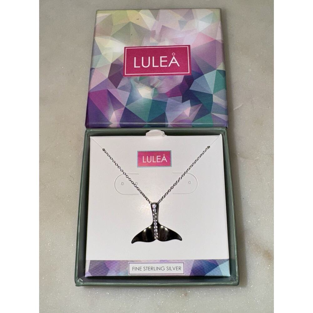 LULEA Sterling Silver 925 Whale Tail W/Clear Stones Pendant Necklace New in Box - Picture 3 of 7